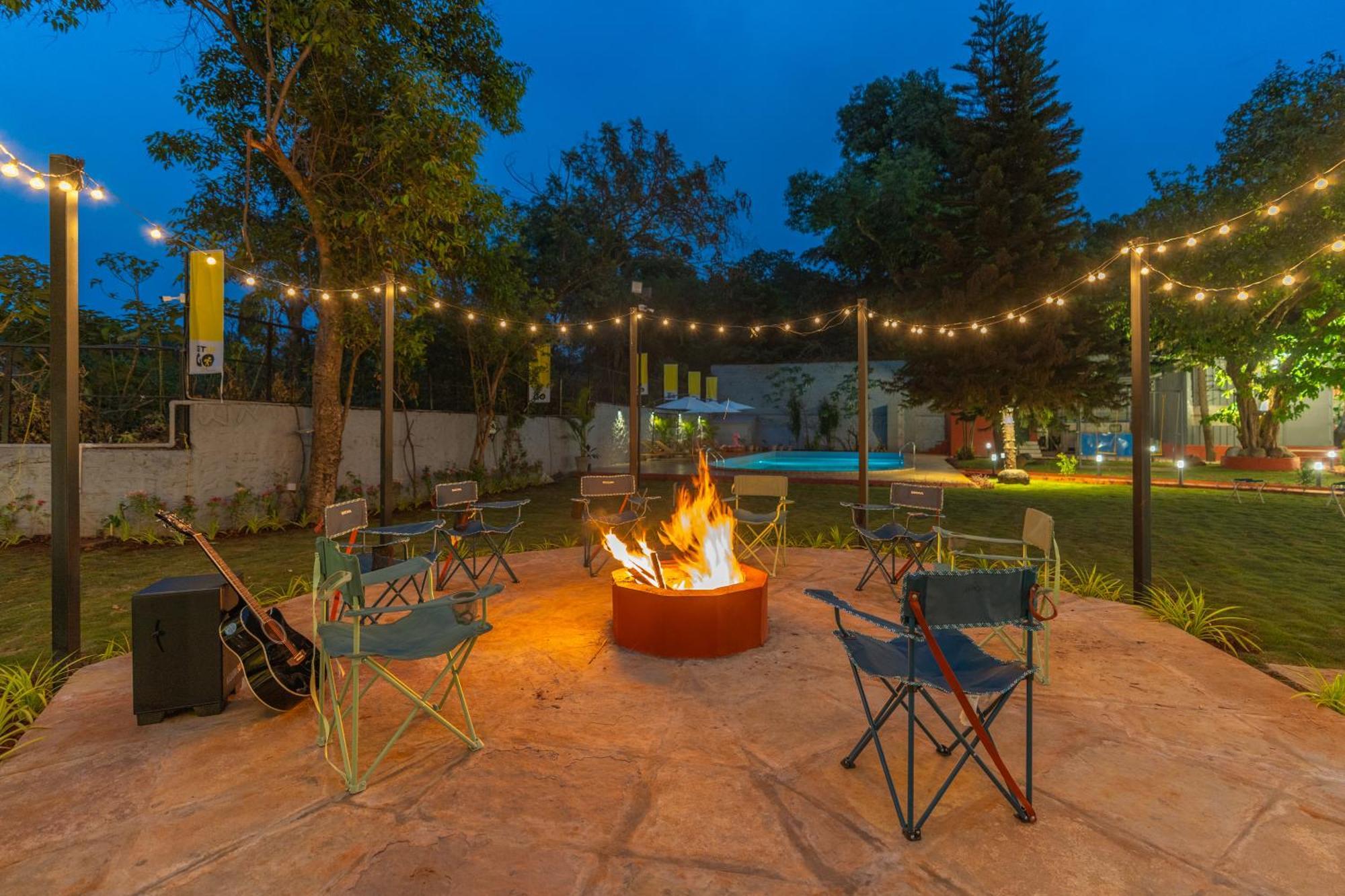 The Hosteller Lonavala, City Centre Bagian luar foto