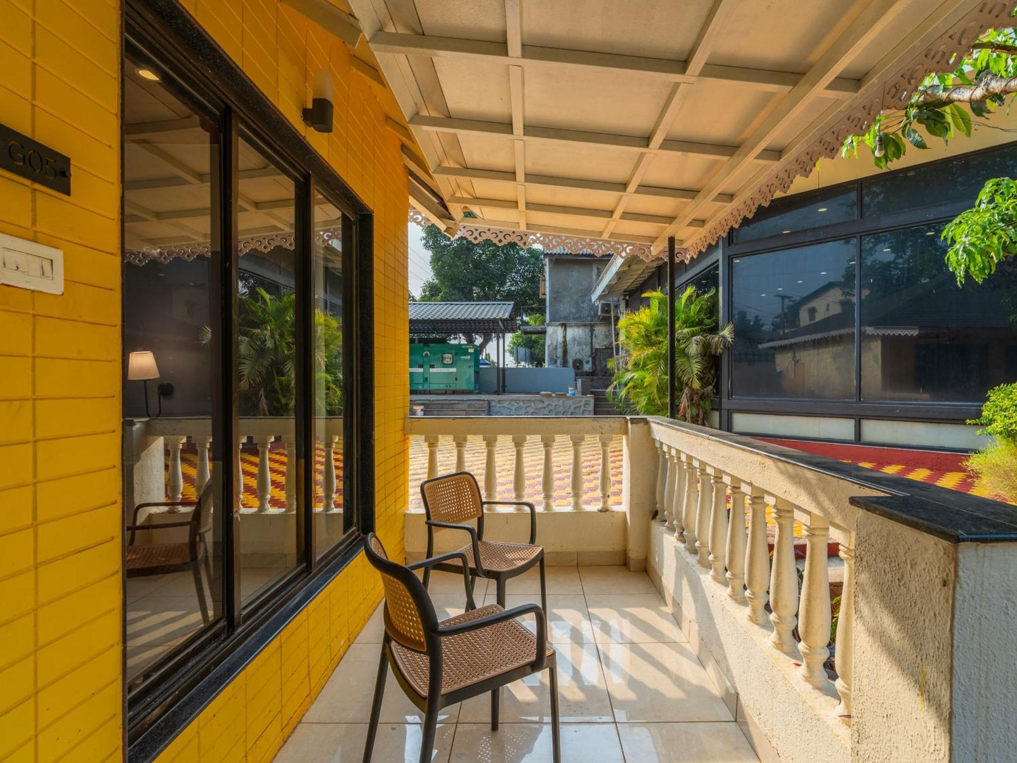 The Hosteller Lonavala, City Centre Bagian luar foto