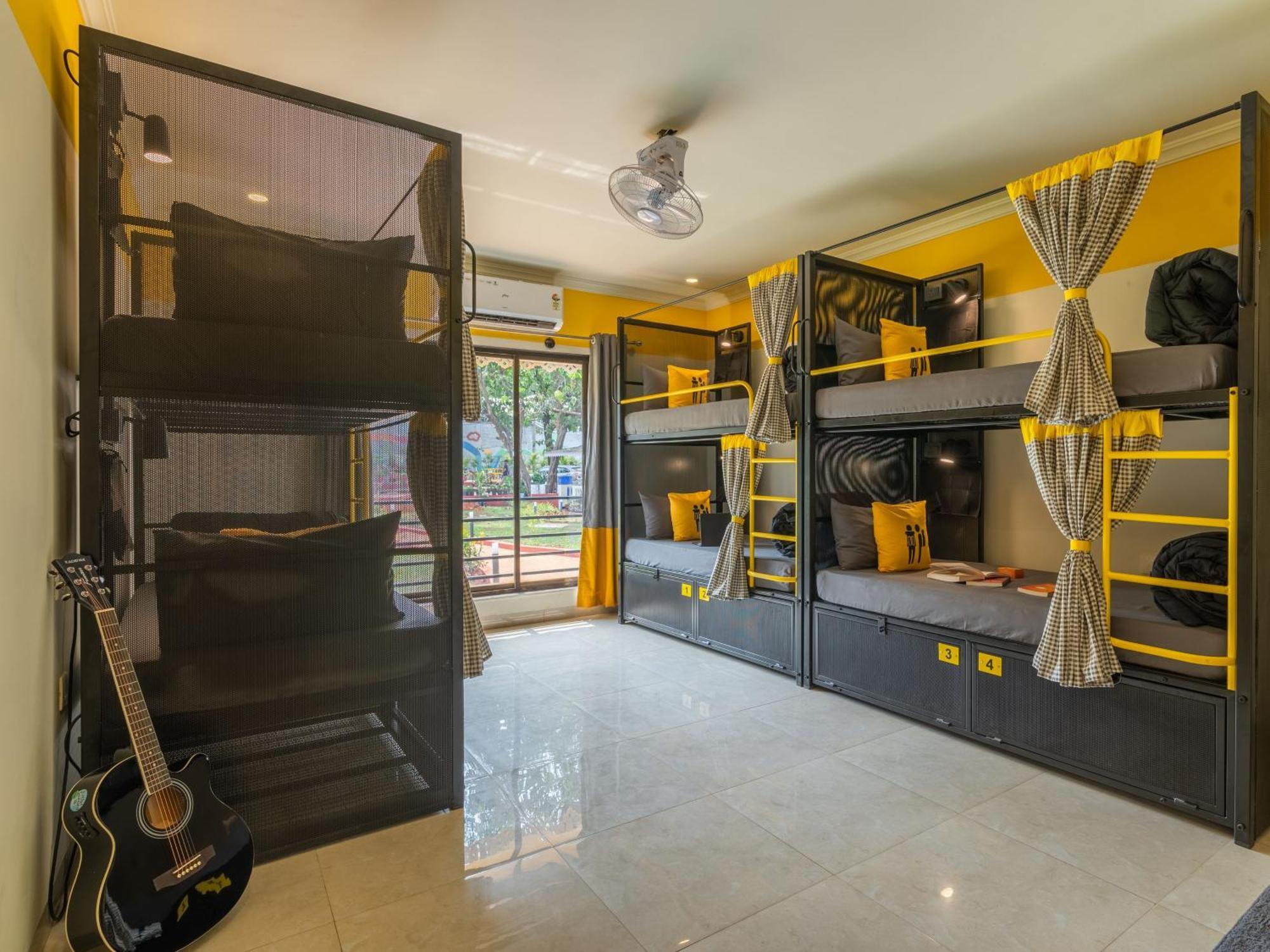 The Hosteller Lonavala, City Centre Bagian luar foto