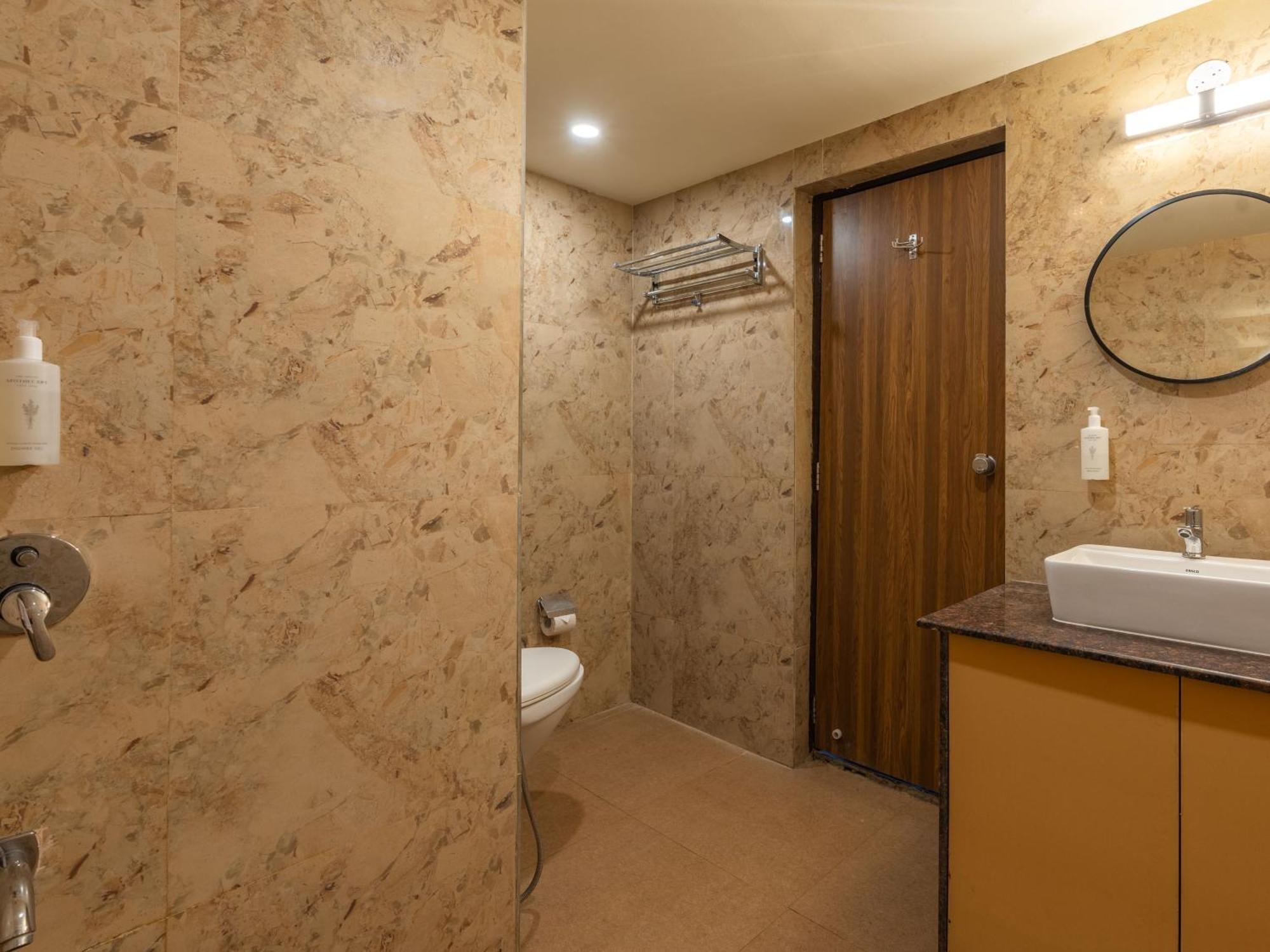 The Hosteller Lonavala, City Centre Ruang foto