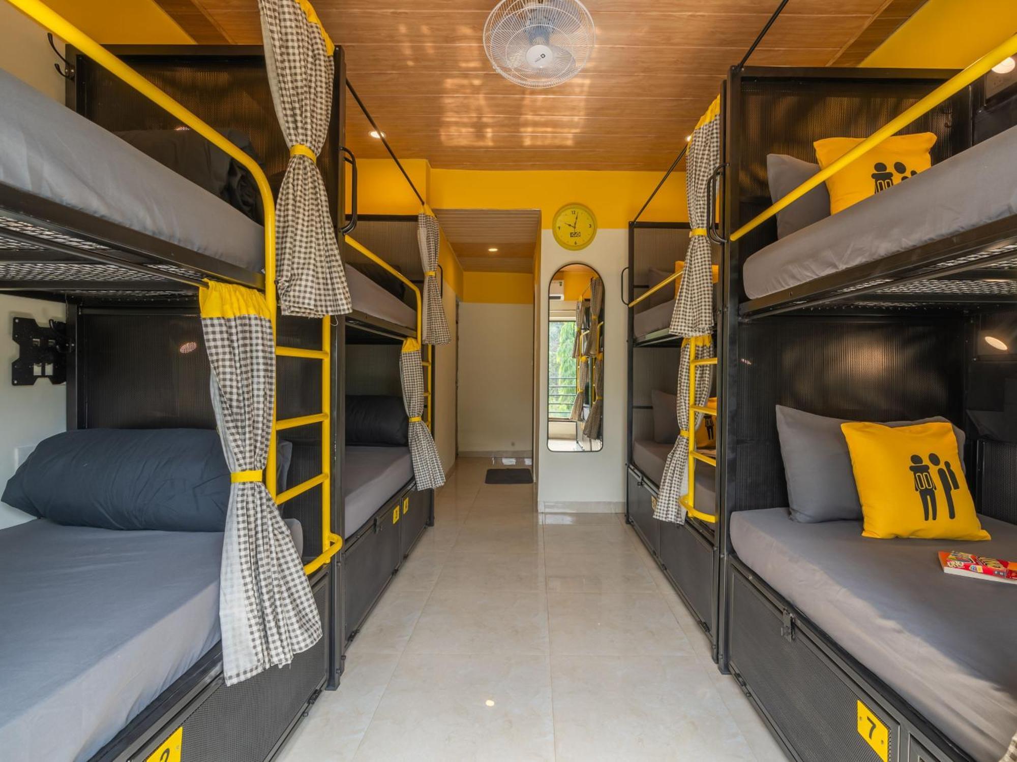 The Hosteller Lonavala, City Centre Bagian luar foto