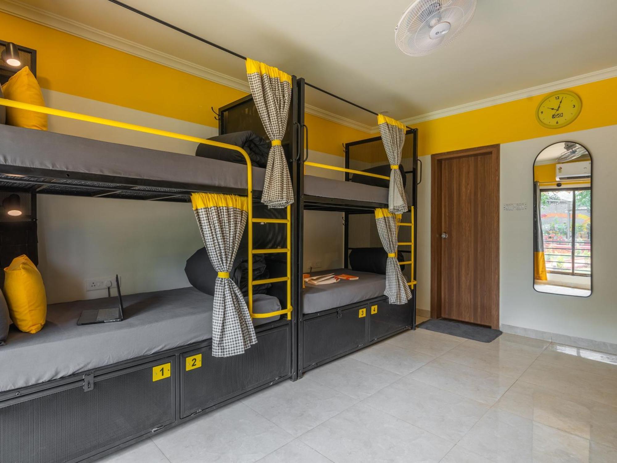 The Hosteller Lonavala, City Centre Bagian luar foto