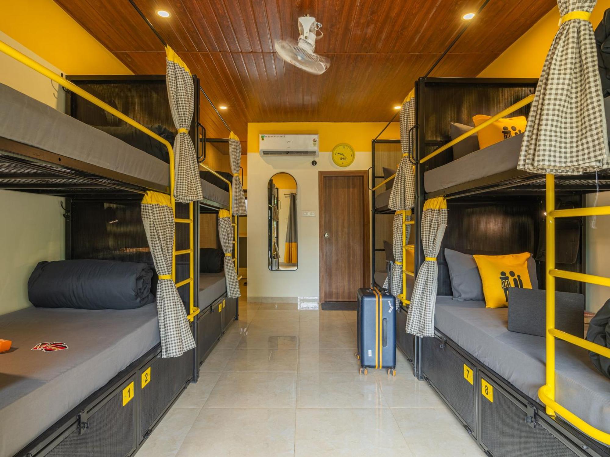 The Hosteller Lonavala, City Centre Bagian luar foto